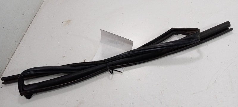 Mazda 3 Door Glass Window Seal Rubber Left Rear Back 2013 2012 2011 20