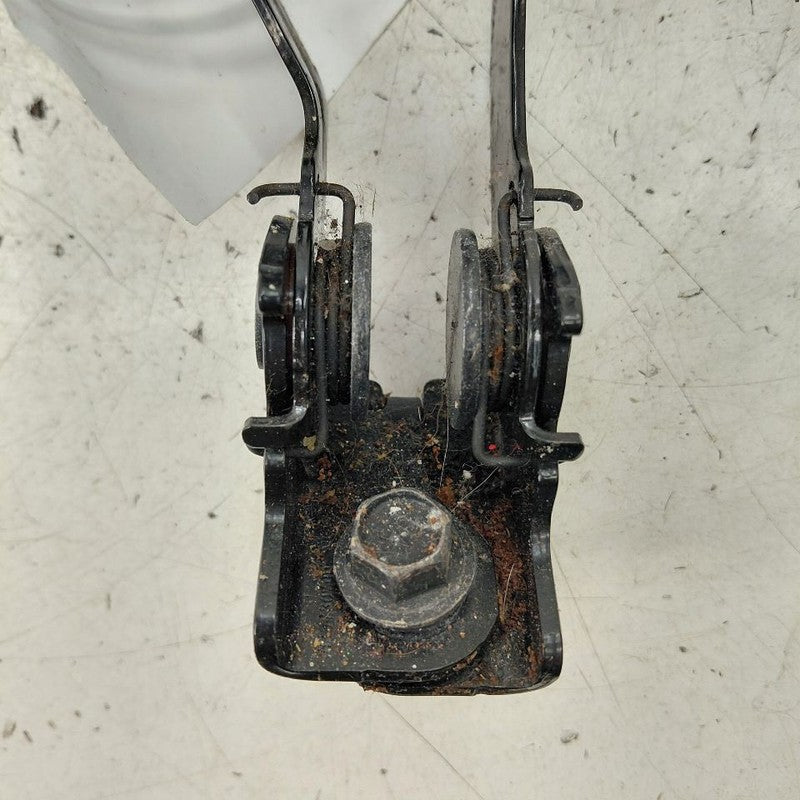 Honda CR-V Seat Belt Buckle Latch Right Passenger Rear Back  2019 2018