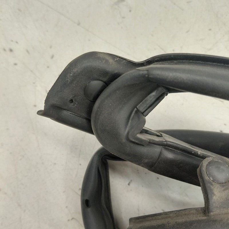 Hyundai Veloster On Door Seal Rubber Right Passenger Front  2017 2016 
