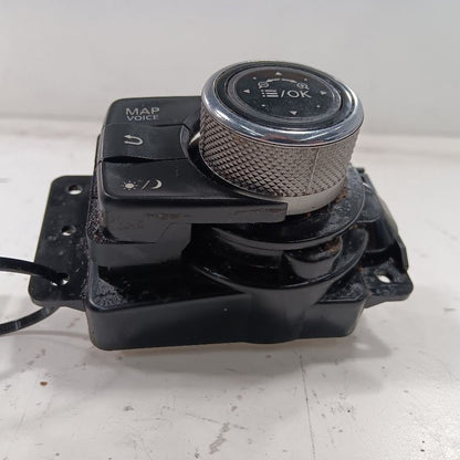 INFINITI Q50 Console Media Switch {283952V73A} 2014 2015 2016 2017 201