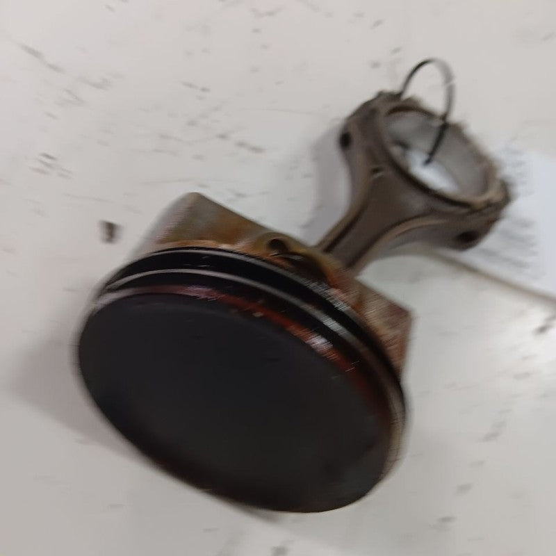 Fiat 500 Single Piston With Connecting Rod   2016 2017 OEM