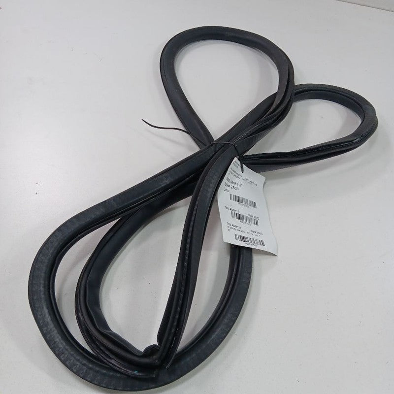 Jeep Renegade On Body Door Jamb Seal Gasket Front Left Driver  2017 20