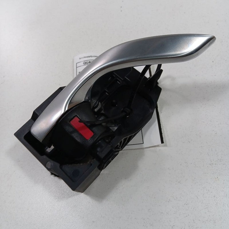 Mazda CX-3 Door Handle Right Passenger Front Interior Inside  2016 201