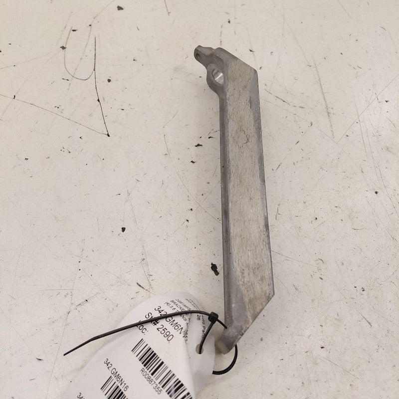 Cadillac XTS Transmission Mount Bracket      3.6 2016 2017 2018