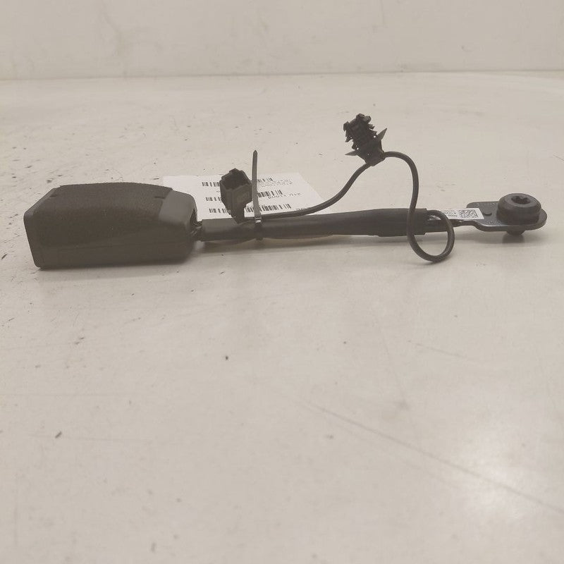 Driver Left Front Seat Belt Buckle Latch Fits 20-25 Buick Encore GX