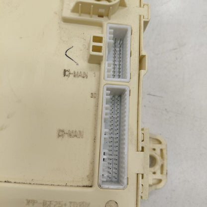 Hyundai Veloster Cabin Fuse Box Interior Inner Under Dash  2017 2016 2