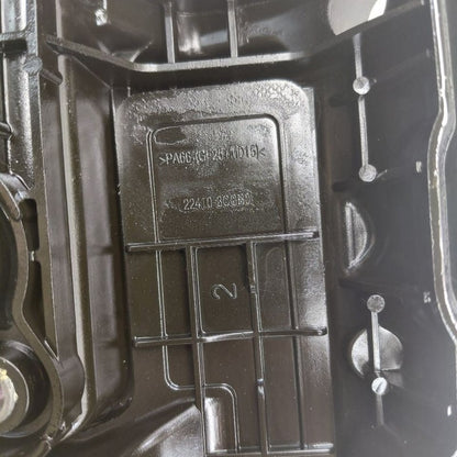 Kia Sorento Left Front Engine Cylinder Head Valve Cover  3.3 2018 2017