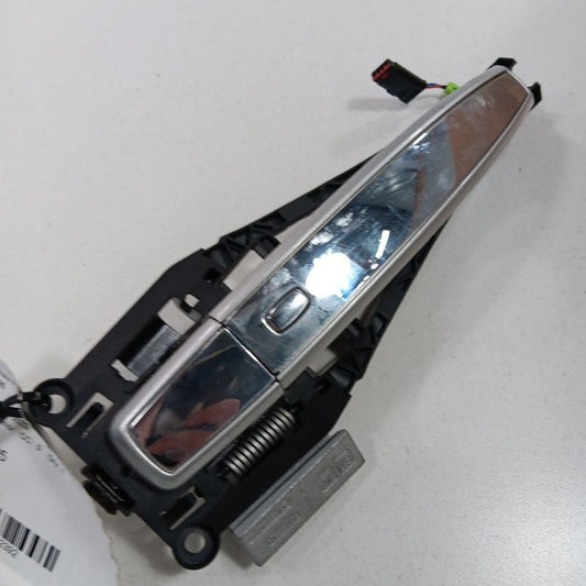 Left Rear Door Handle Exterior Front Painted With Chrome Insert 13-20 Chevy Trax