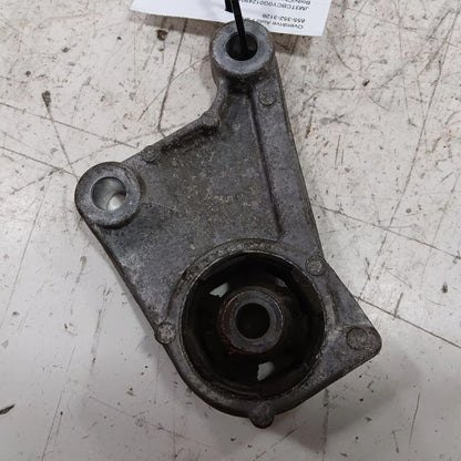 Mazda CX-9 Passenger Right Side Carrier Mount 2.5 2016 2017 2018 OEM
