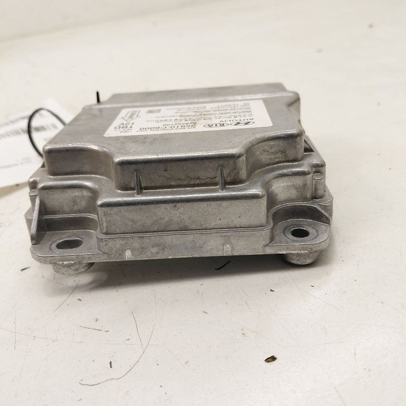 Restraint Control Module Fits 16-18 Kia Sorento