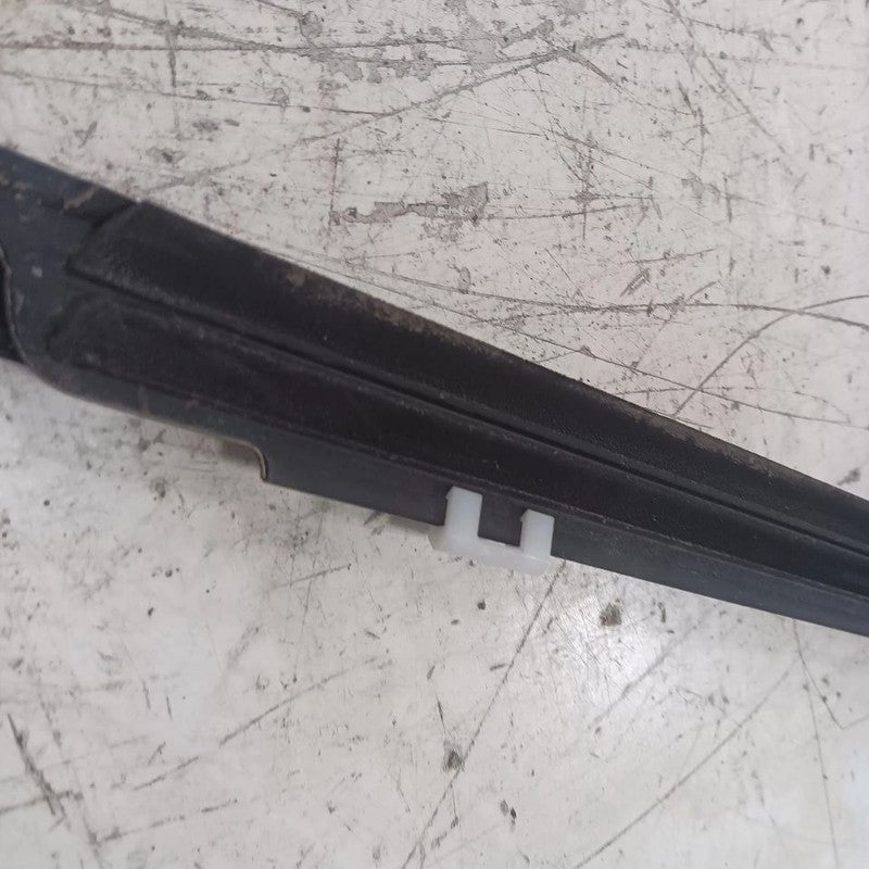 Hyundai Elantra Door Glass Window Weather Strip Trim Rear Right Passen