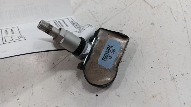 Hyundai Sonata TPMS Tire Pressure Monitor System Sensor 2011 2012 2013 2014