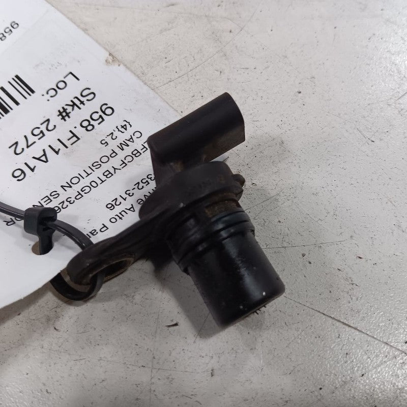 Fiat 500 Camshaft Cam Shaft Position Sensor  2016 2017 2018 OEM