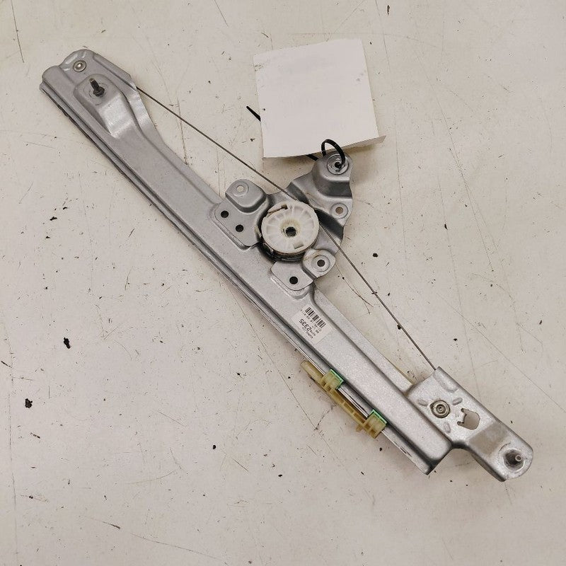 Left Rear Window Regulator Track Fits 21-25 Chevy Trailblazer