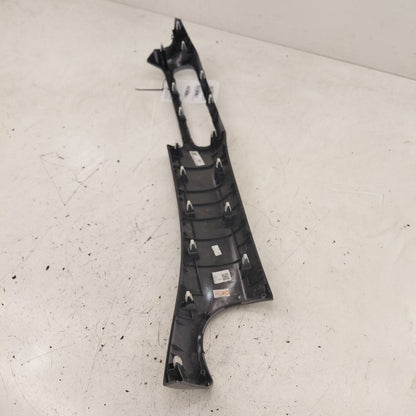 Hyundai Kona Passenger Right Side Dash Bezel Trim 2021 2020 2019