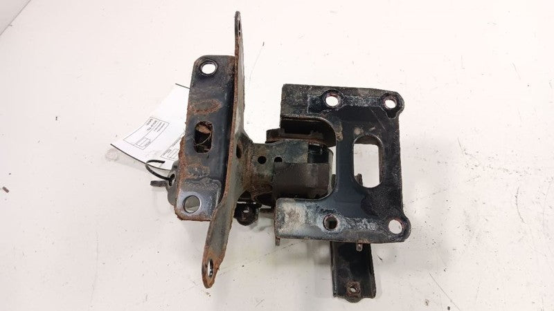 Toyota Prius Left Engine Motor Mount    2012 2013 2014 2015 OEM