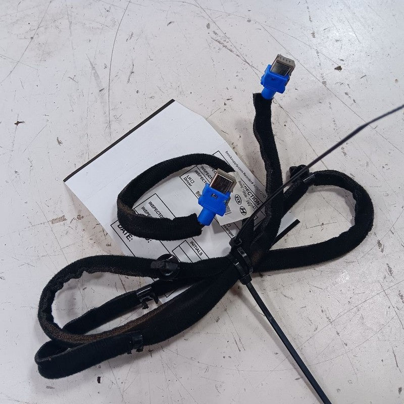 Kia Optima USB Wire Connector Cable {96595-D4000} 2020 2019 2018 2017
