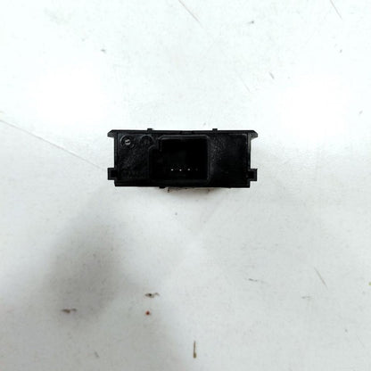 Chrysler 300 USB Plug In Hub Port  2017 2018 2019 OEM