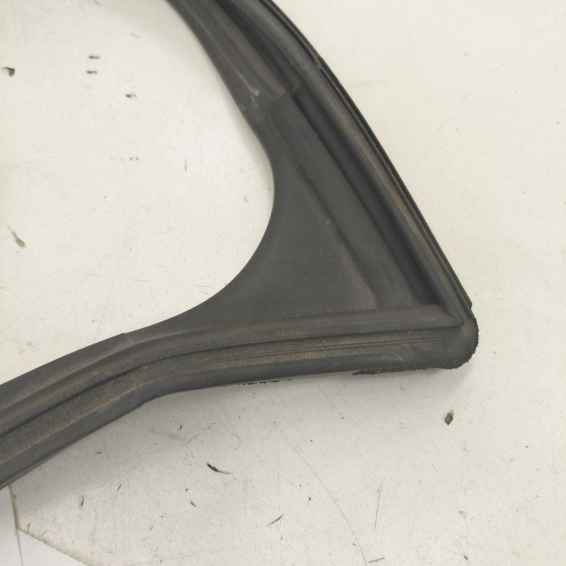 Mazda 6 Door Glass Window Seal Rubber Left Driver Front  2016 2015 201