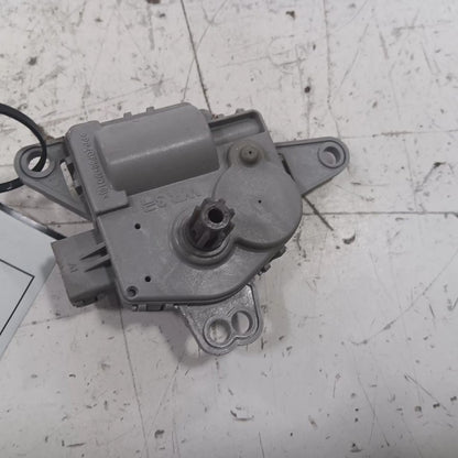 Hyundai Elantra Flap Door Motor Heater AC Door Actuator  2017 2018 2019 2020