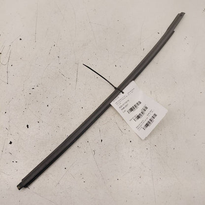 Hyundai Veloster Door Glass Window Weather Strip Trim Rear Right Passe