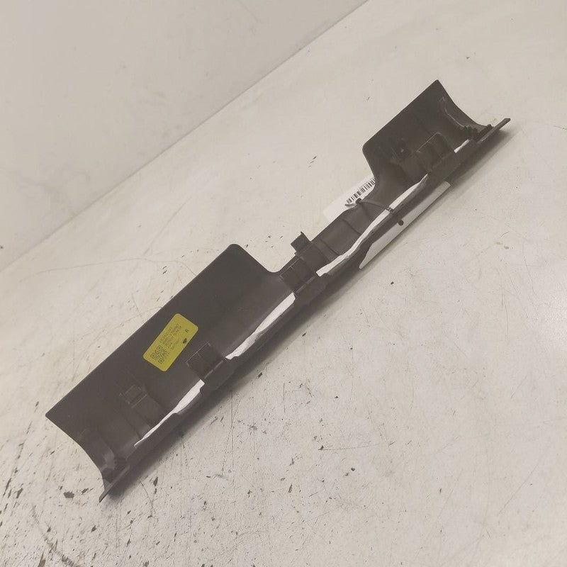 Hyundai Santa Fe Sill Trim Plate Door Jam Threshold Right Passenger Fr