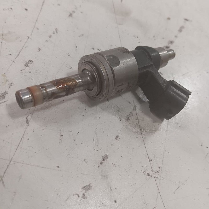 Fuel Injection Injector 2.5L Fits 20-23 Subaru Legacy OEM