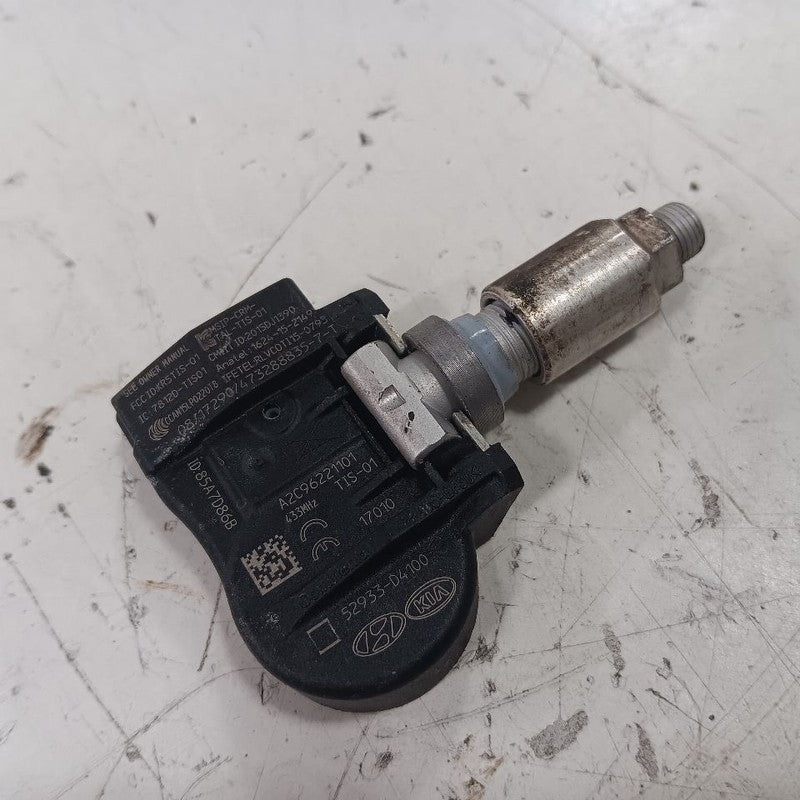 Kia Optima TPMS Tire Pressure Monitor System Sensor  2018 2017 2016 OE
