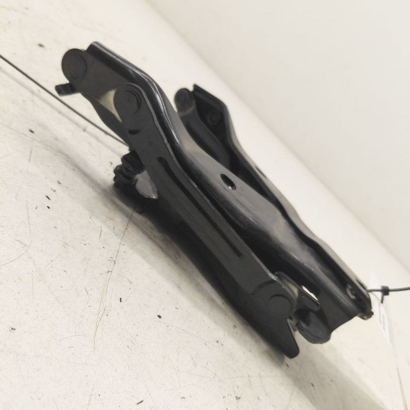 Hyundai Veloster Hood Hinge Set Left and Right  2017 2016 2015 2014