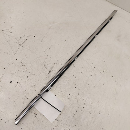 Kia Sorento Door Glass Window Weather Strip Trim Rear Right Passenger 