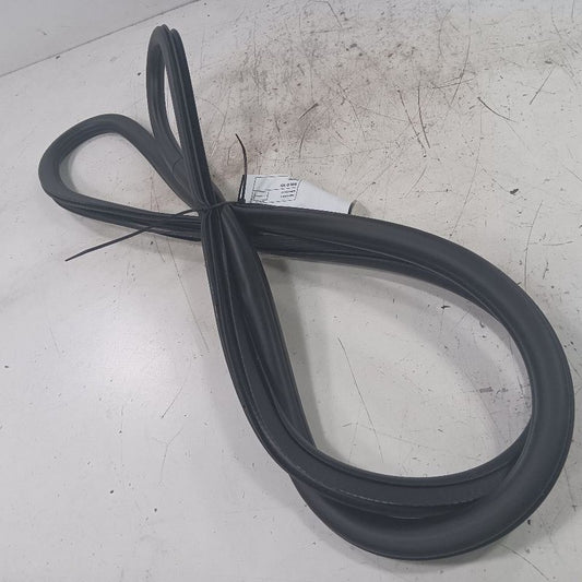 Chevy Trailblazer On Body Door Jamb Seal Front Right Passenger  2021 2022 2023 