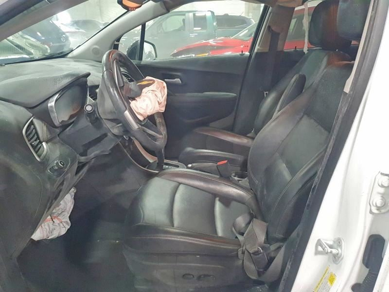 Chevy Trax Rear View Mirror Trim {95304660} 2022 2021