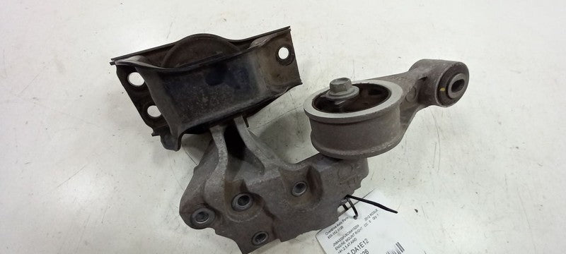 Nissan Rogue Engine Motor Mount Right Passenger 2012 2013 2014 2015 OE