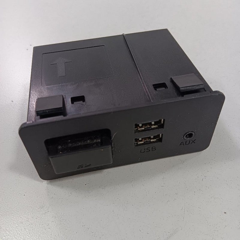 Mazda CX-3 USB Plug In Hub Port  2016 2017 2018 OEM
