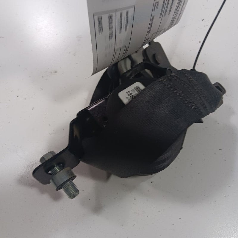 Kia Sorento Seat Belt Strap Retractor Left Driver Rear Back  2018 2017 2016