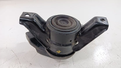 Hyundai Sonata Engine Motor Mount Right Passenger 2018 2019 OEM
