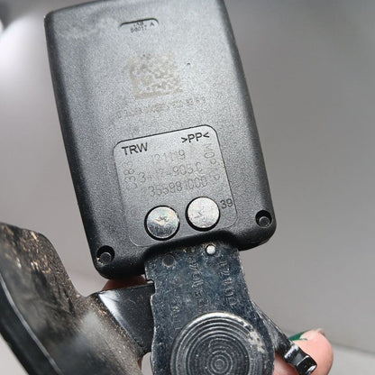 Jeep Renegade Rear Back Center Seat Belt Buckle  2021 2020 2019