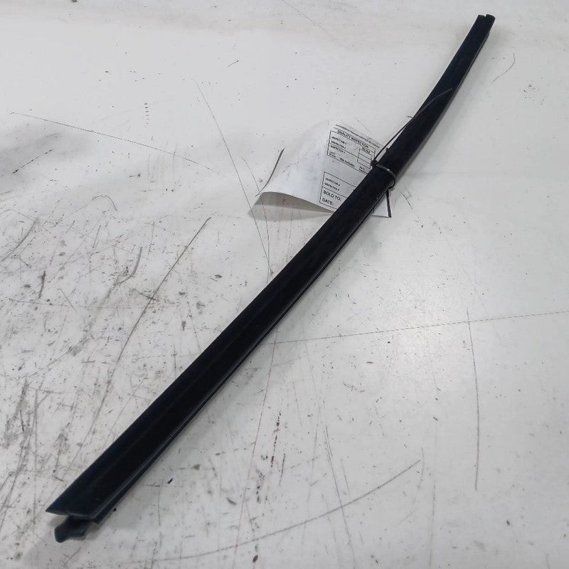 Kia Forte Right Front Weather Strip Interior  2014 2015 2016