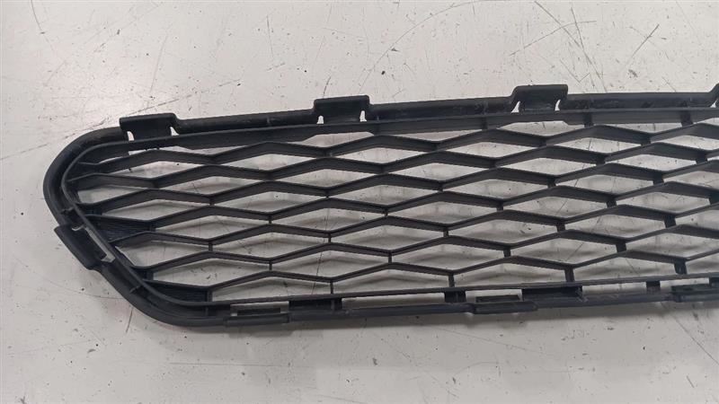 622544BA0A Grille Grill VIN J 1st Digit Japan Built Lower Bumper Mounted Fits 14-16 ROGUE
