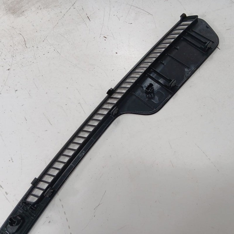 Ford Taurus Defrost Vent Center Middle  2019 2018 2017 2016 2015 2014 