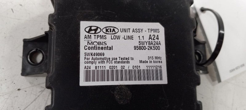 Suspension TPMS Right Hand Dash Fits 11-13 Kia Soul  OEM