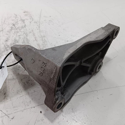 Nissan LEAF Engine Motor Mount Right Passenger  2013 2014 2015 2016 20