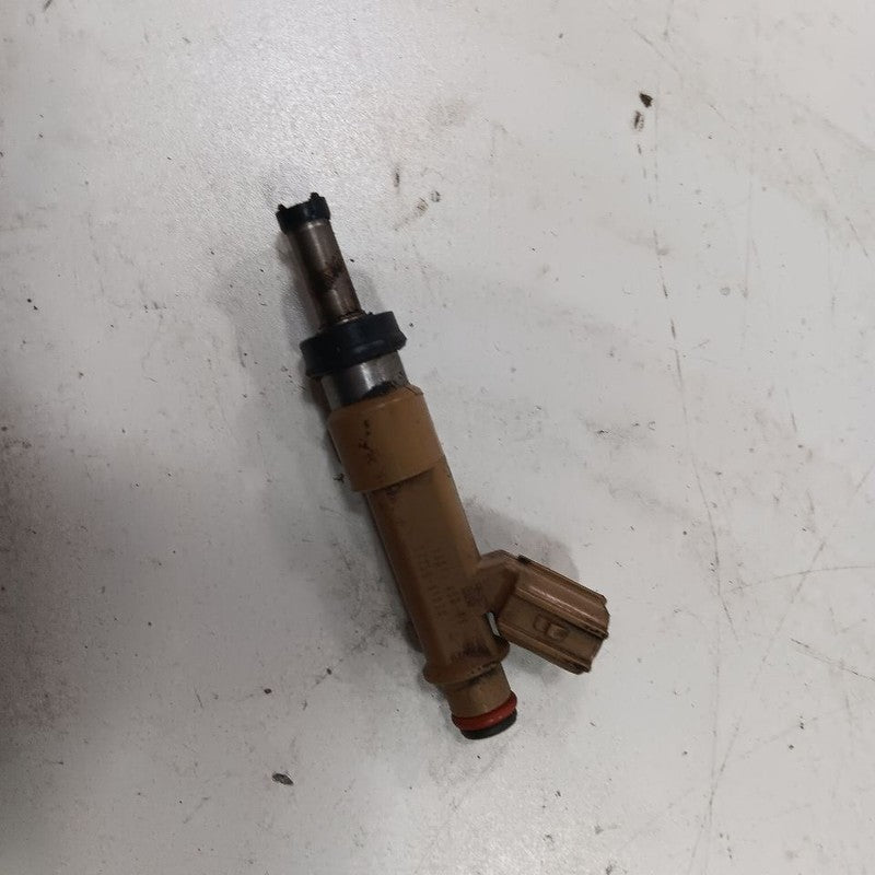 2320909140 Fuel Injection Injector Sedan 1.8L Fits 09-19 Toyota Corolla