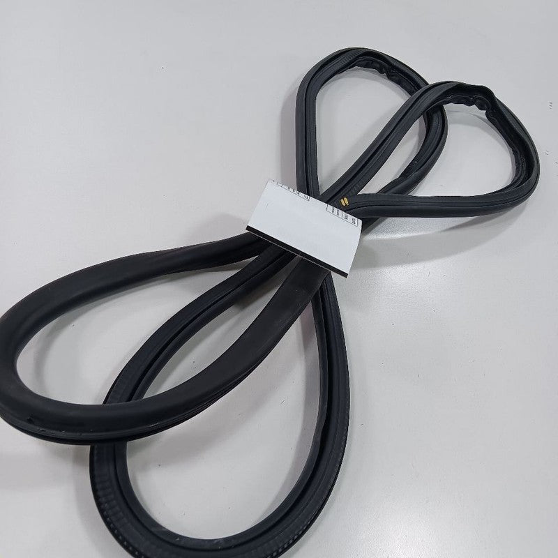 Buick Encore On Body Door Jamb Seal Front Right Passenger  2019 2018 2017