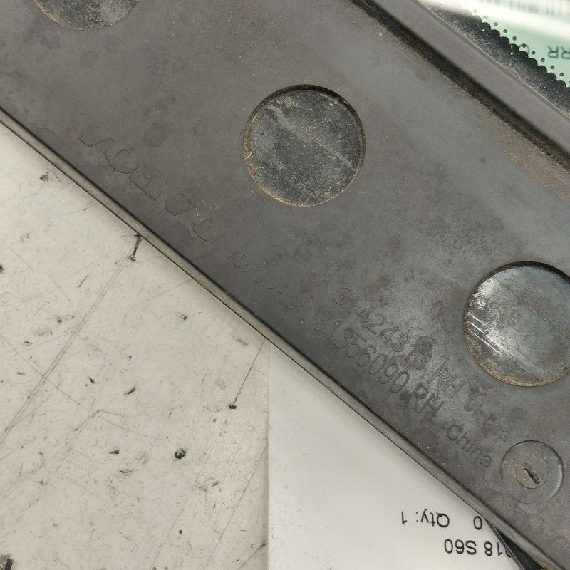 Passenger Right Rear Door Vent Glass Window VIN L 1st Digit LWB 16-18 