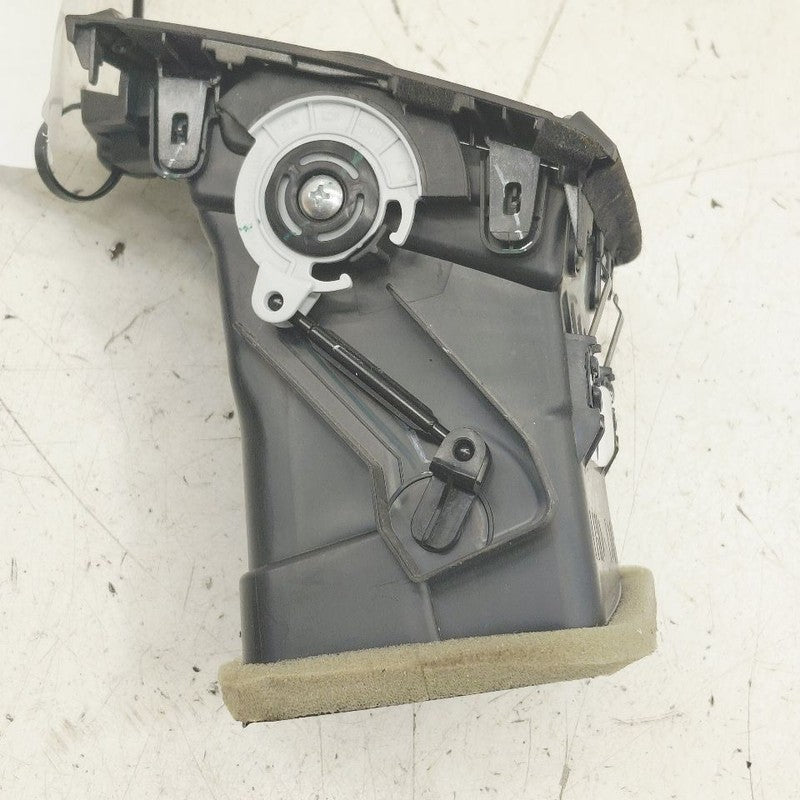 Honda CR-V Dash Air Vent Left Driver  2017 2018 2019