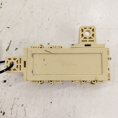 Hyundai Santa Fe Fuse Relay Junction Block {91940S1020} 2019 2020