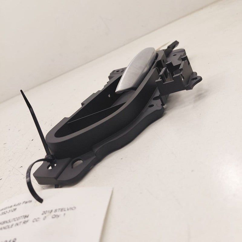 Alfa Romeo Stelvio Door Handle Right Passenger Front Interior Inside  