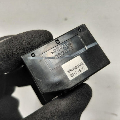 Grand Cherokee 115V 150W Power Port Socket {56046934AA} 2017 2018 2019 2020