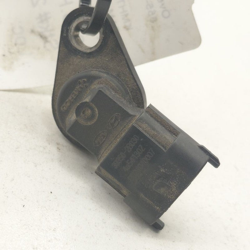 Hyundai Veloster Camshaft Cam Shaft Position Sensor  2017 2016 2015 20